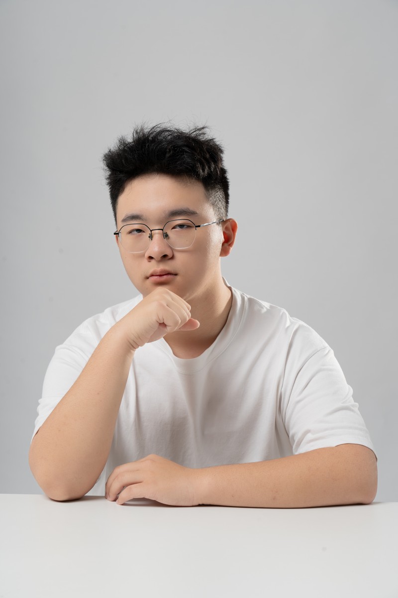 林思诚的肖像照